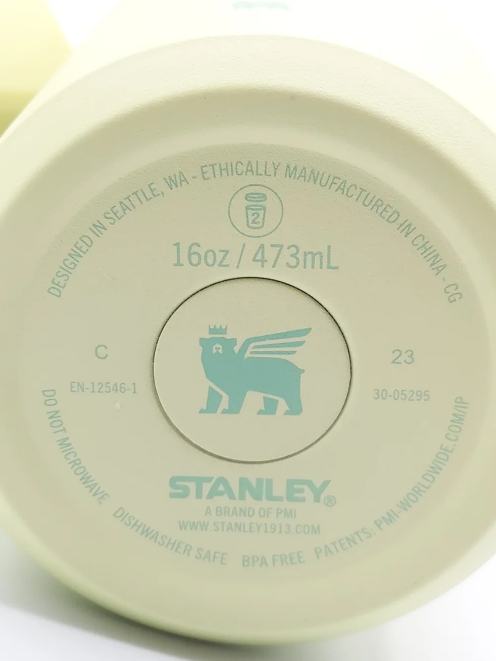 Stanley IceFlow™ Bottle with Fast Flow Lid | 16 OZ- Pomelo